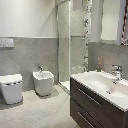 לינה וארוחת בוקר Nonna Mina